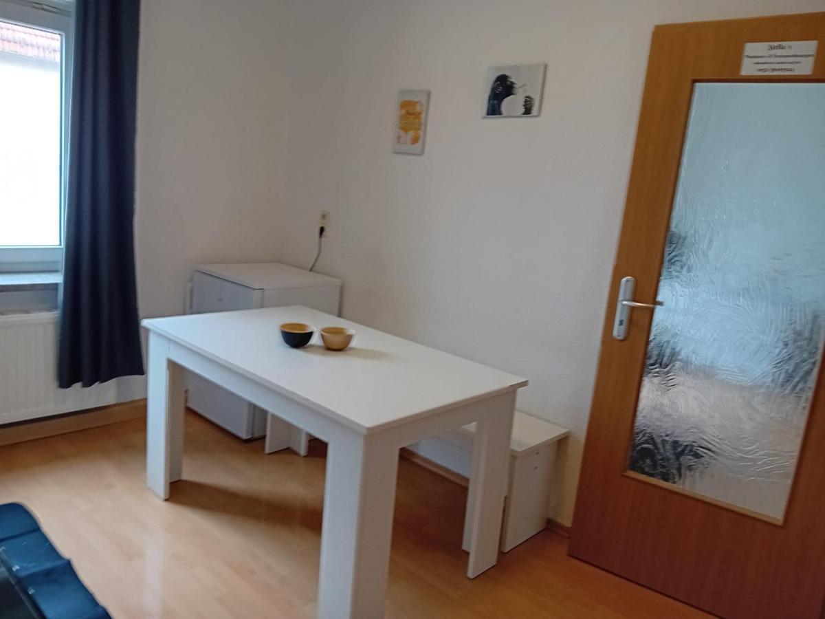 Stellas Monteurwohnungen Apartment *